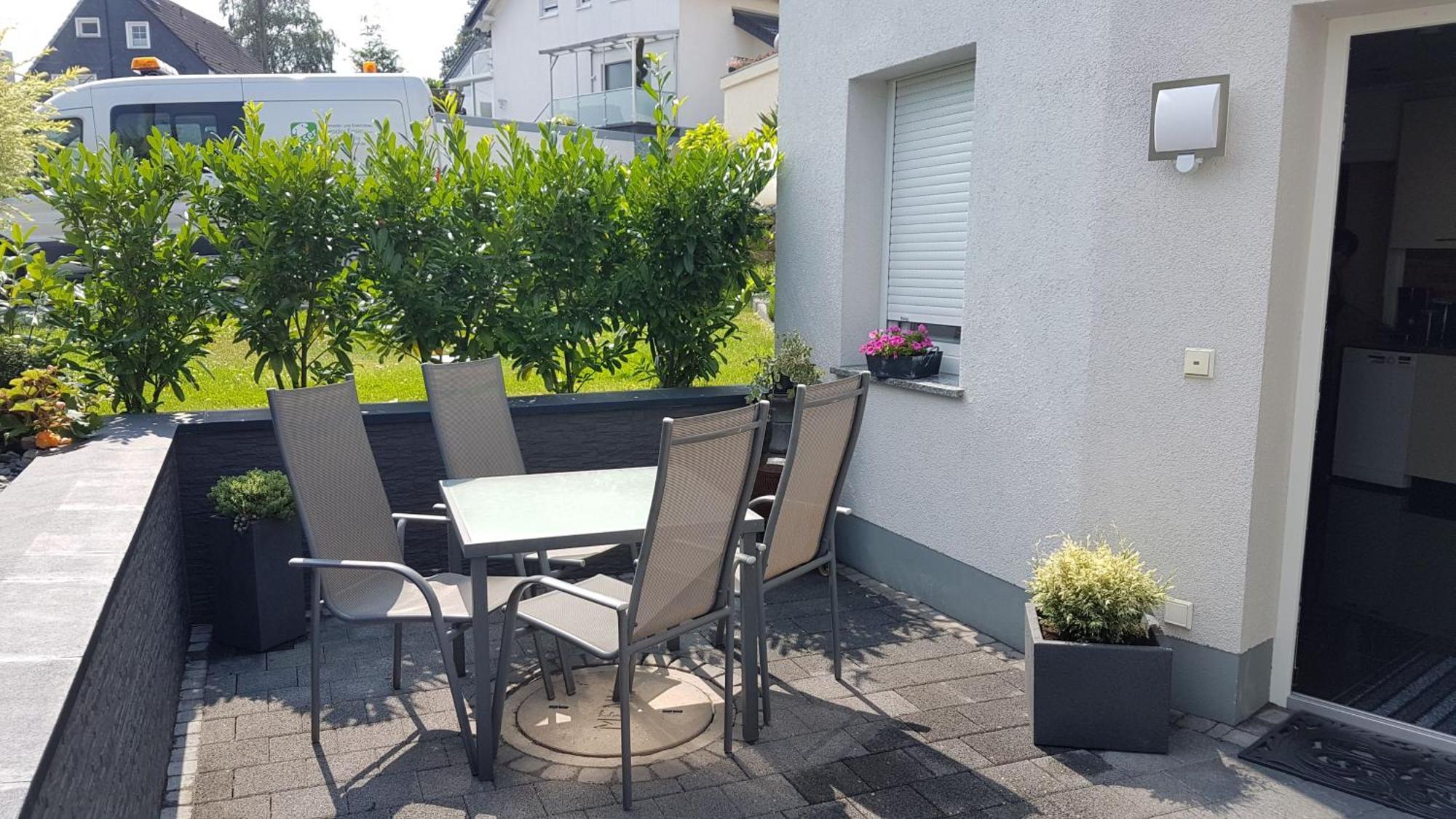 Pension Apartment Burscheid Buitenkant foto